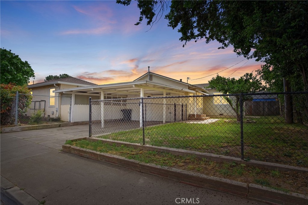 898 Yosemite Pkwy, Merced, CA 95341