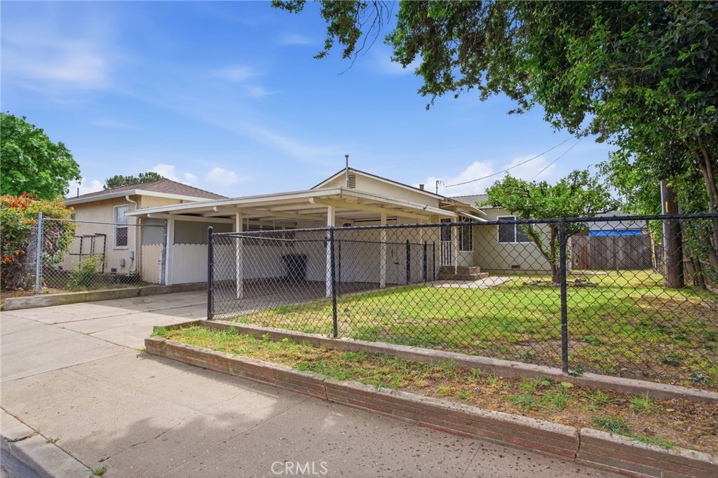 898 Yosemite Pkwy, Merced, CA 95341