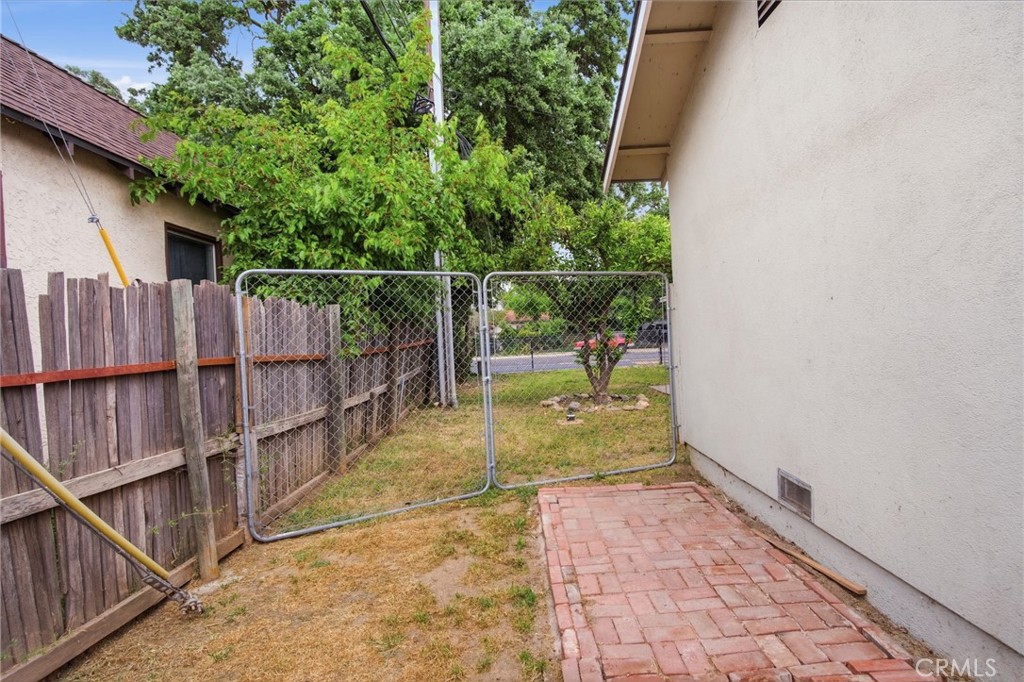 898 Yosemite Pkwy, Merced, CA 95341