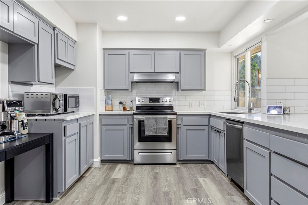 1975 E Alexander, Merced, CA 95340