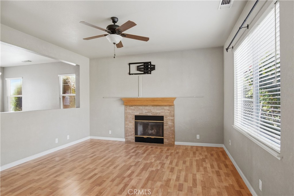 2213 Lionudakis Ct, Modesto, CA 95355