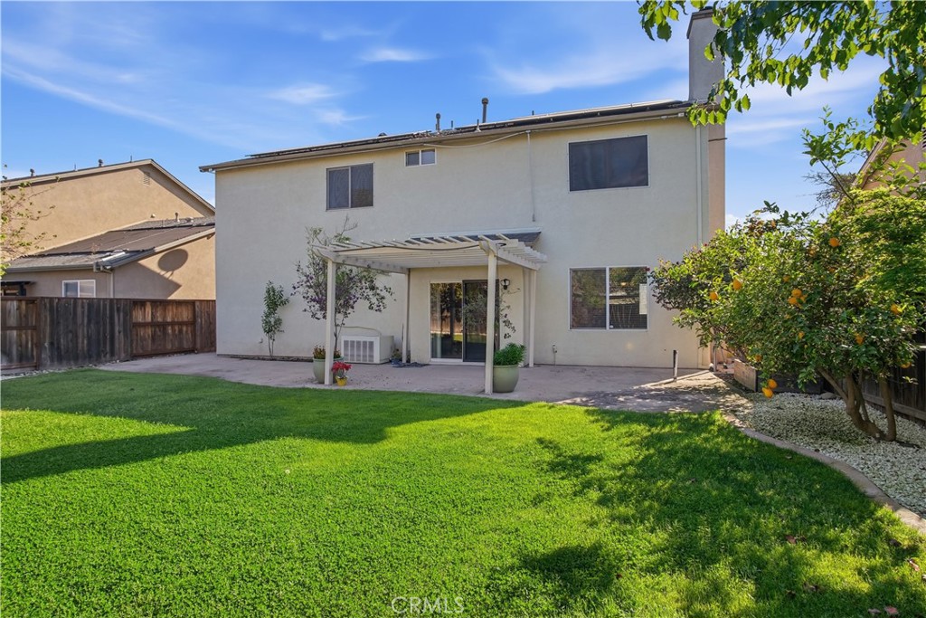 2213 Lionudakis Ct, Modesto, CA 95355