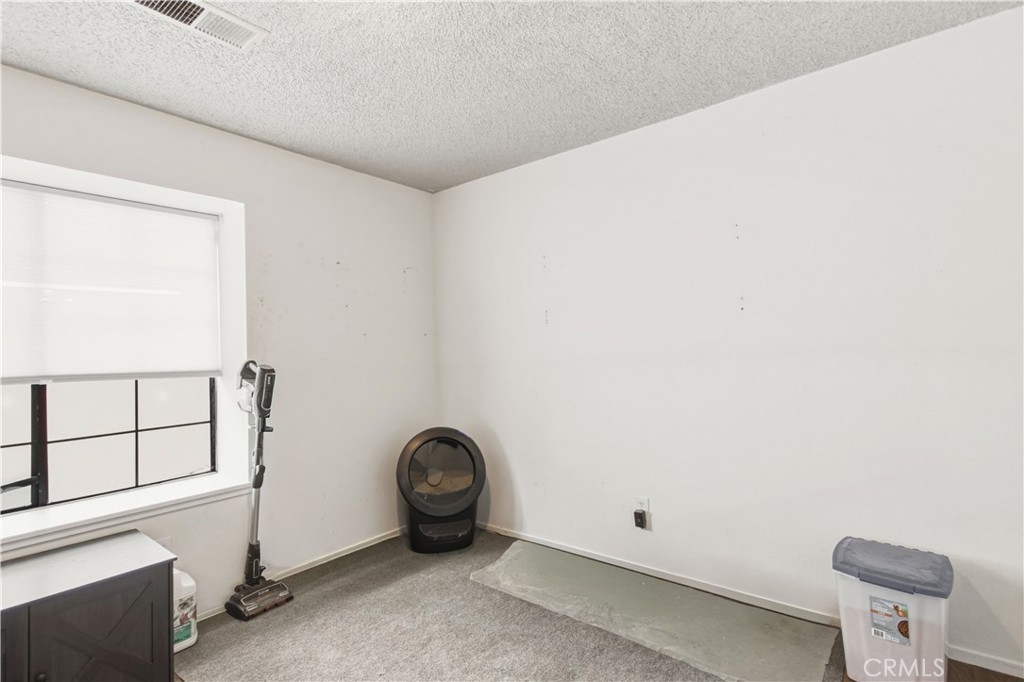 1418 Nut Tree, Livingston, CA 95334