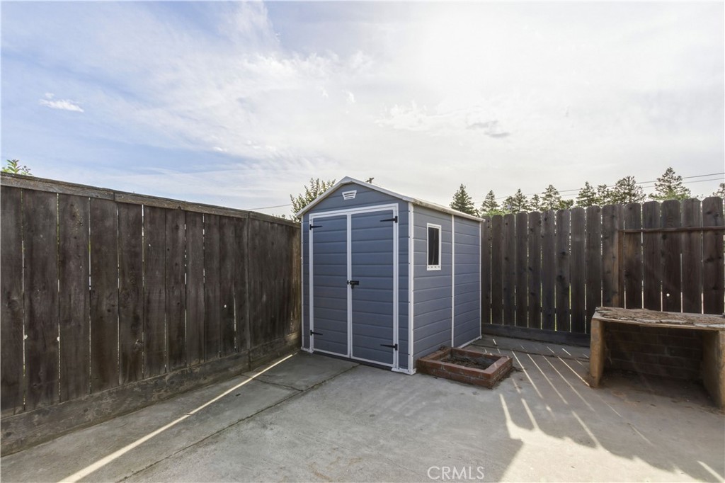 1418 Nut Tree, Livingston, CA 95334