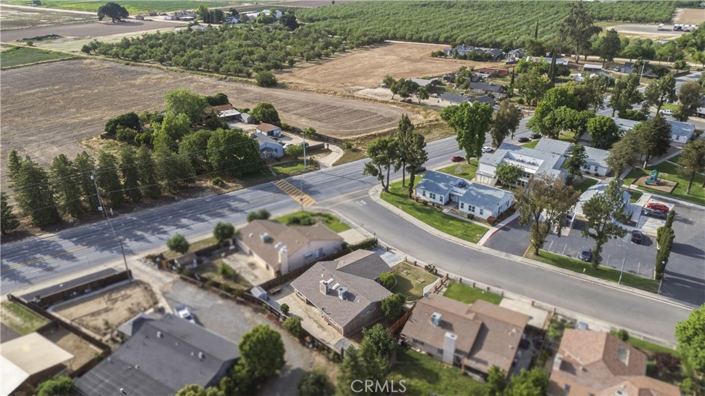 1418 Nut Tree, Livingston, CA 95334