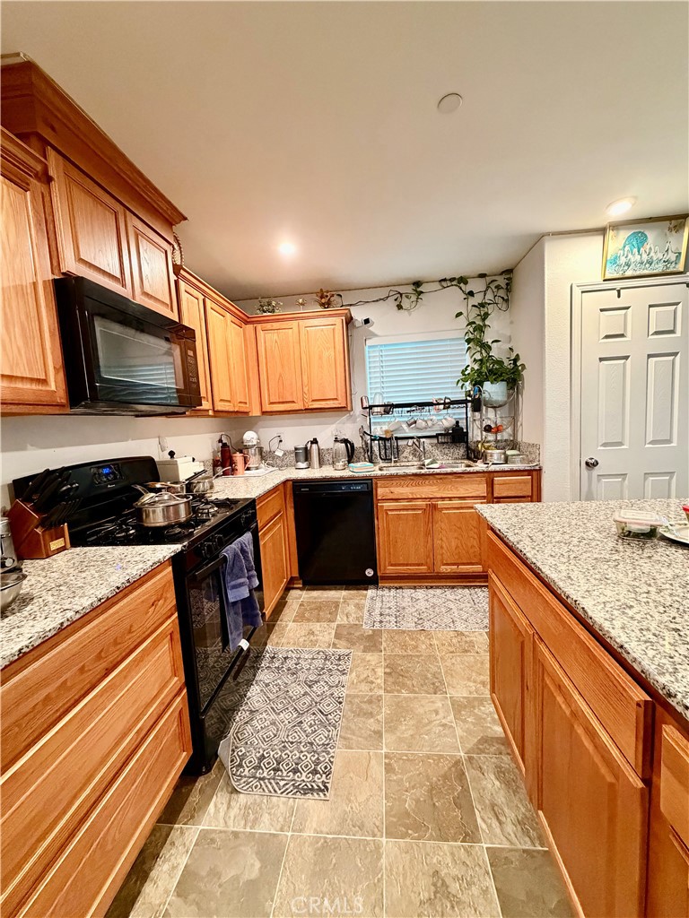 156 Harp Ct, Merced, CA 95341