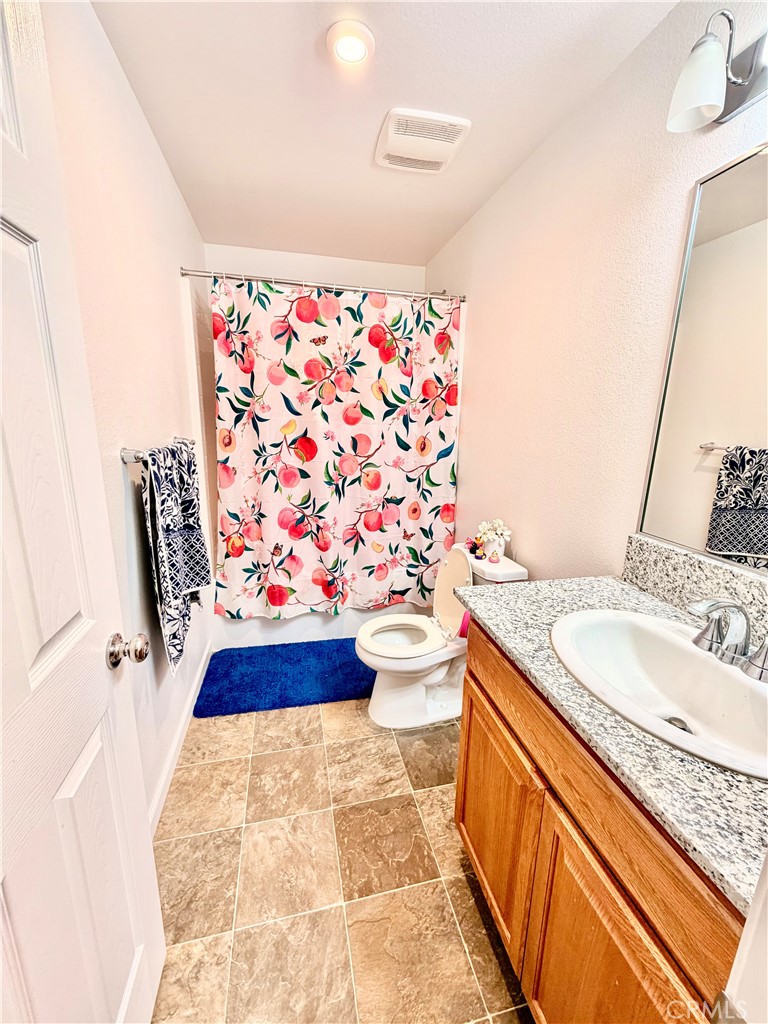 156 Harp Ct, Merced, CA 95341