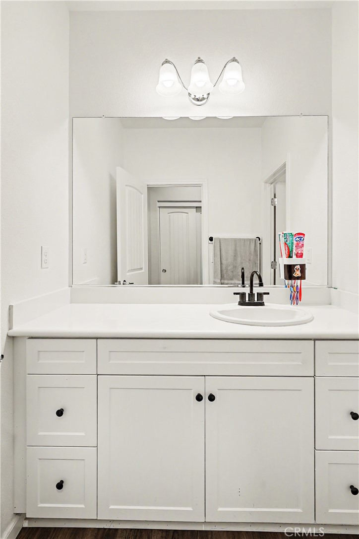 494 Lily, Merced, CA 95341