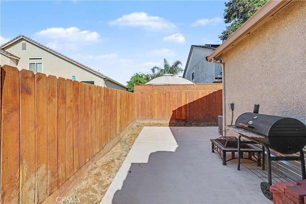 494 Lily, Merced, CA 95341