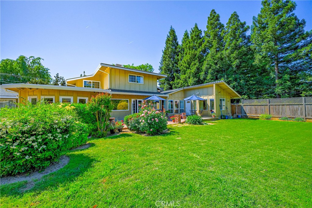 1035 E North Bear Creek Dr, Merced, CA 95340