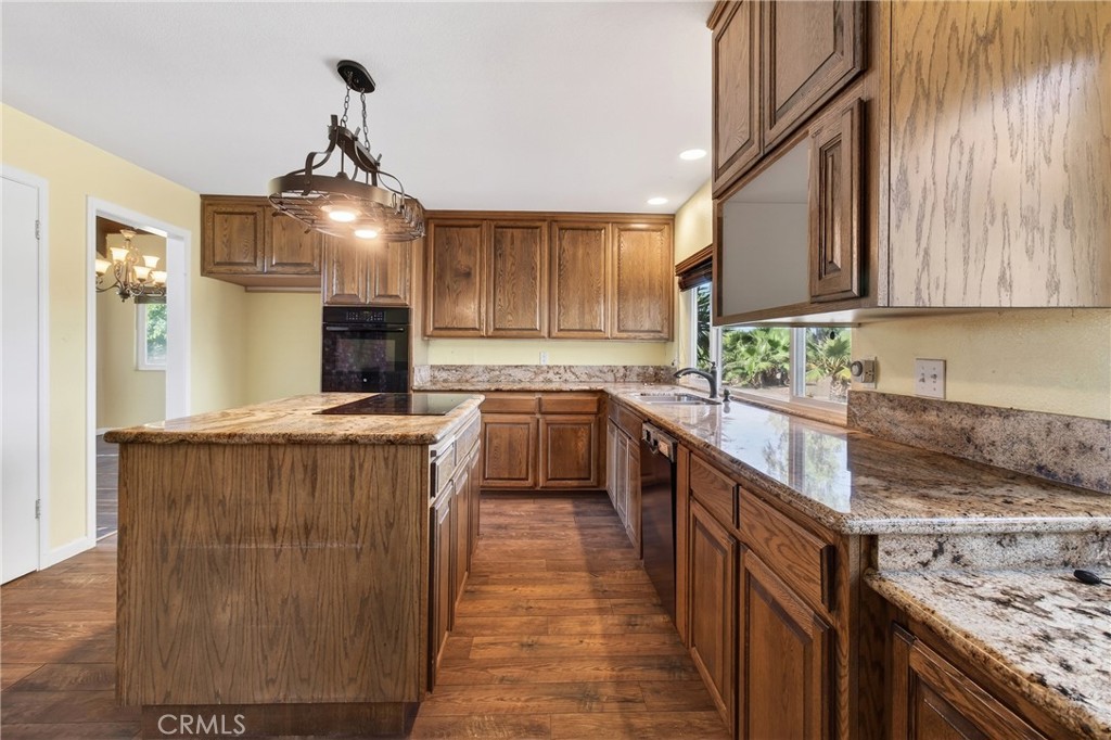 1137 E Barnhart, Turlock, CA 95382