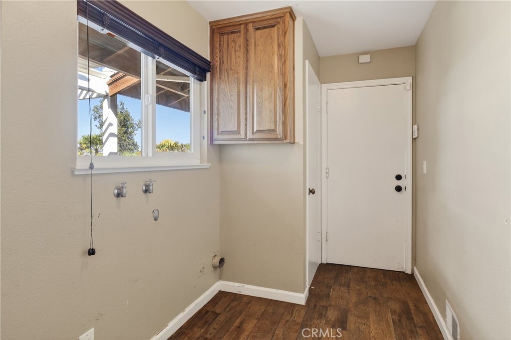 1137 E Barnhart, Turlock, CA 95382