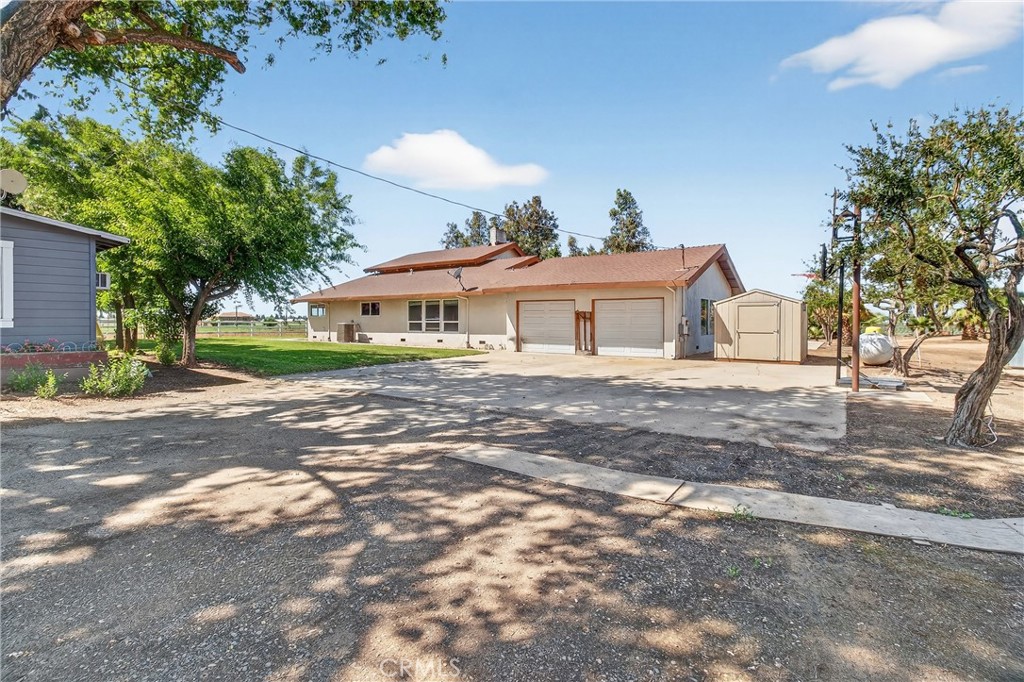 1137 E Barnhart, Turlock, CA 95382