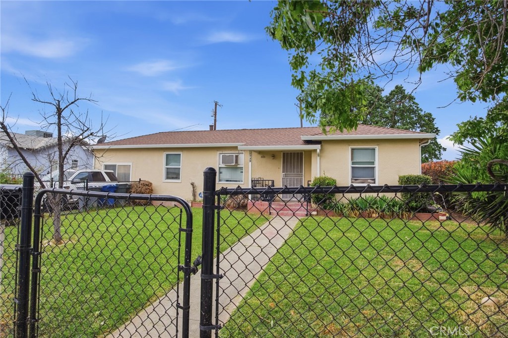 898 Yosemite Pkwy, Merced, CA 95341