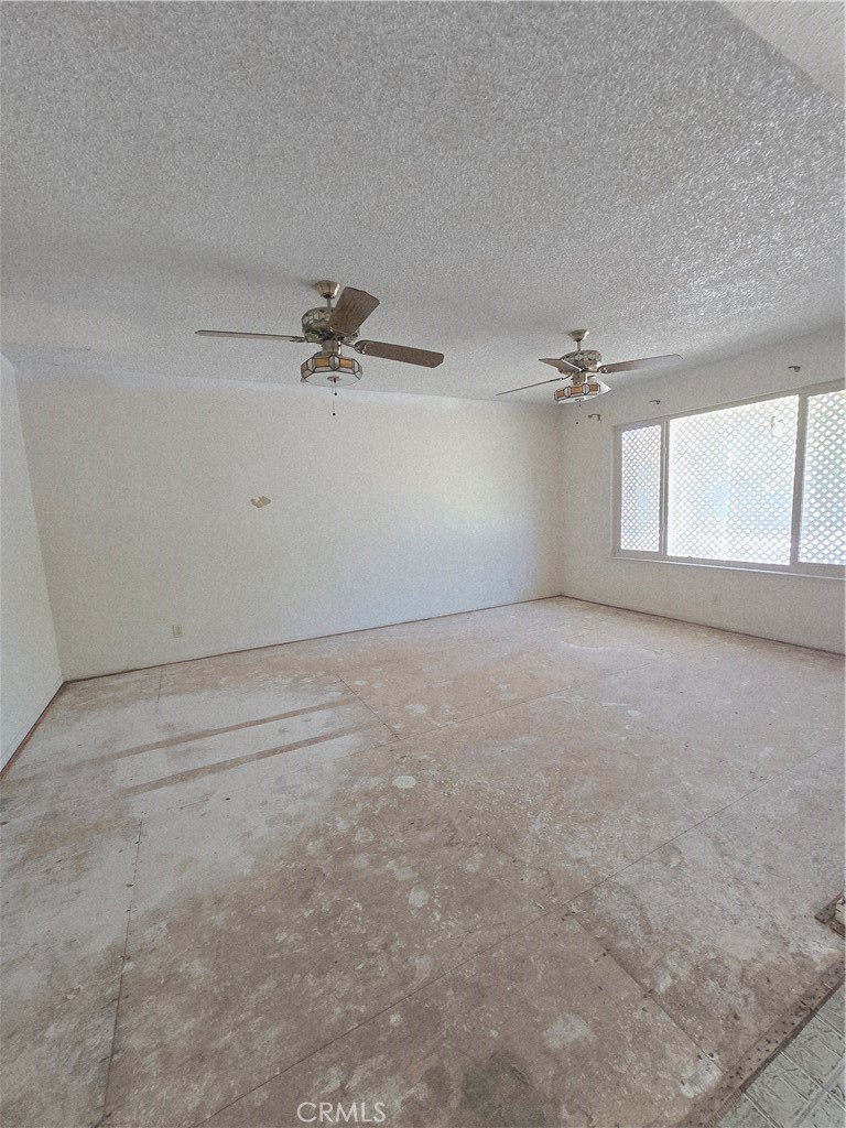 1964 Sierra Ct, Merced, CA 95340