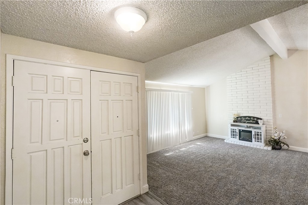 19 Sun Valley Ct, Merced, CA 95348