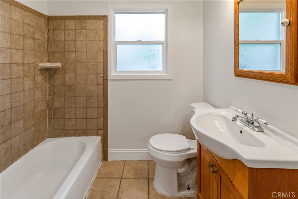 789 Yosemite, Merced, CA 95340