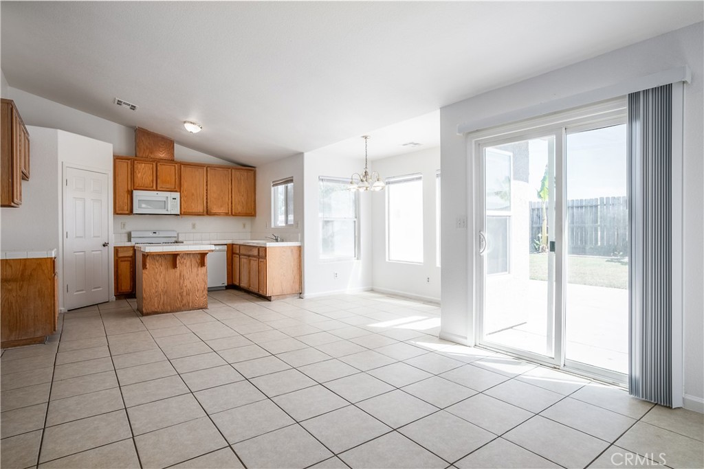 2658 N Drake, Merced, CA 95348