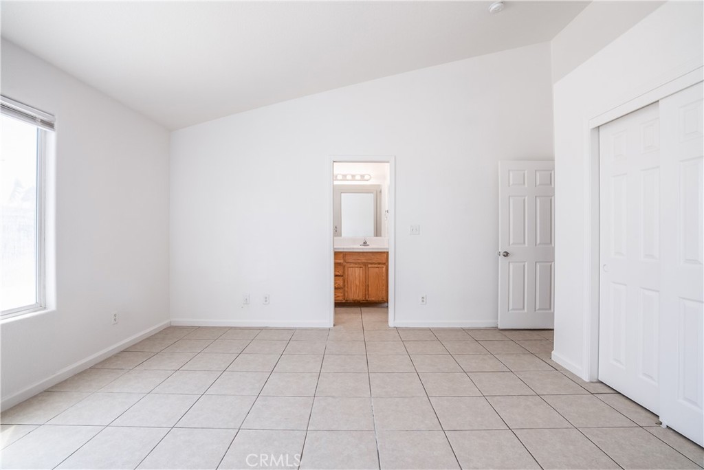 2658 N Drake, Merced, CA 95348