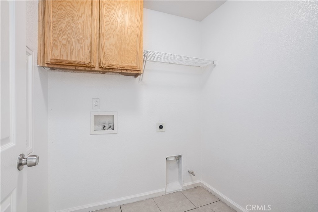 2658 N Drake, Merced, CA 95348