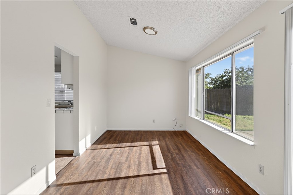 2979 Wainwright, Merced, CA 95340