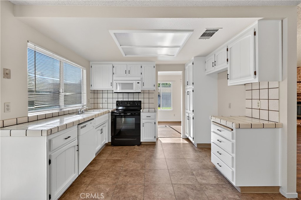 2979 Wainwright, Merced, CA 95340