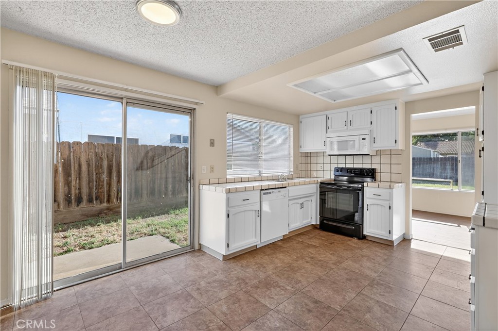 2979 Wainwright, Merced, CA 95340