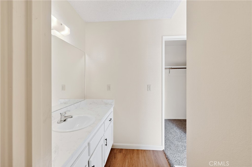 2979 Wainwright, Merced, CA 95340