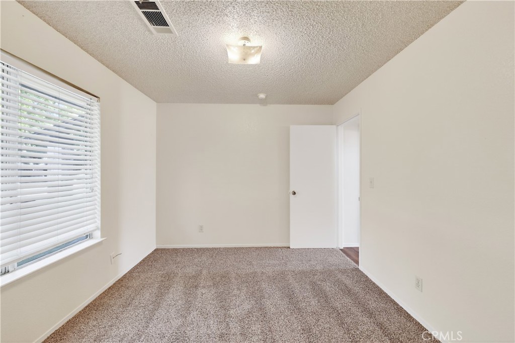 2979 Wainwright, Merced, CA 95340