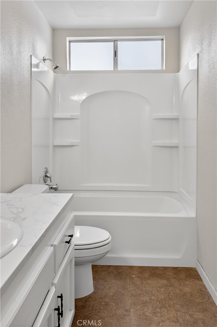 2979 Wainwright, Merced, CA 95340