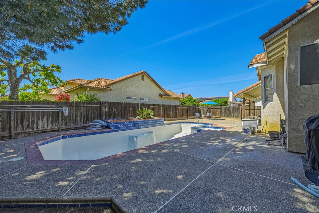 75 Via Jodi, Gustine, CA 95322