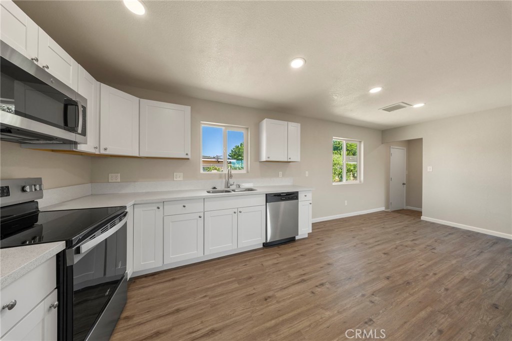 1209 Peach, Livingston, CA 95334