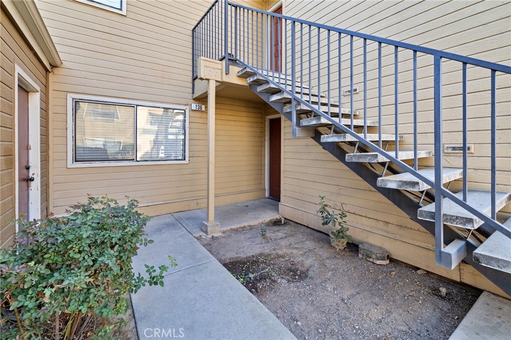 7675 N 1st #136, Fresno, CA 93720