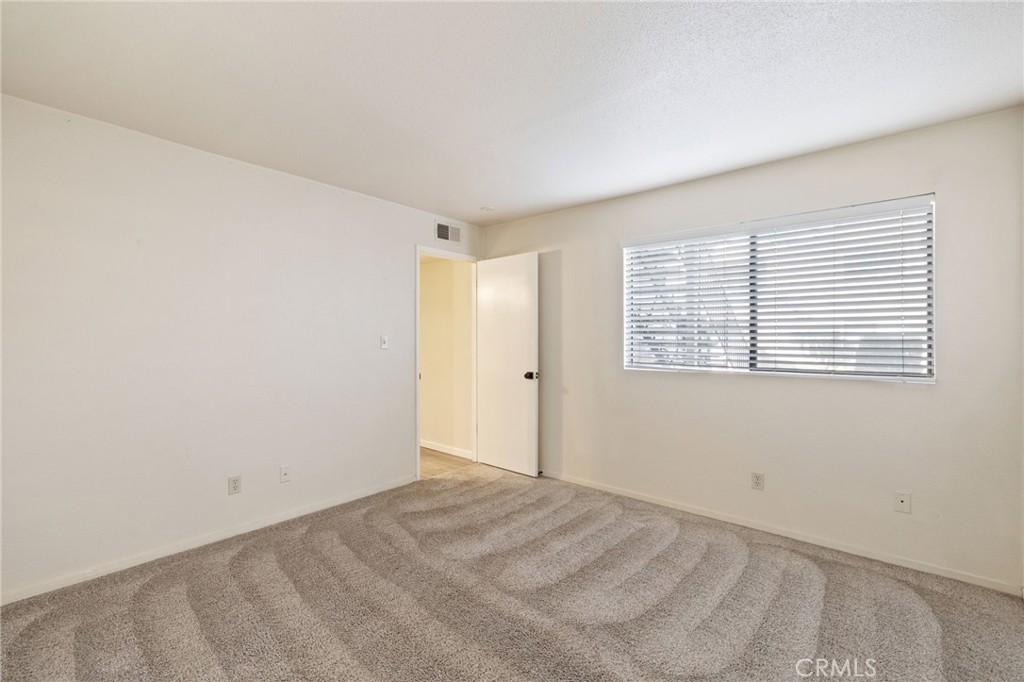 7675 N 1st #136, Fresno, CA 93720