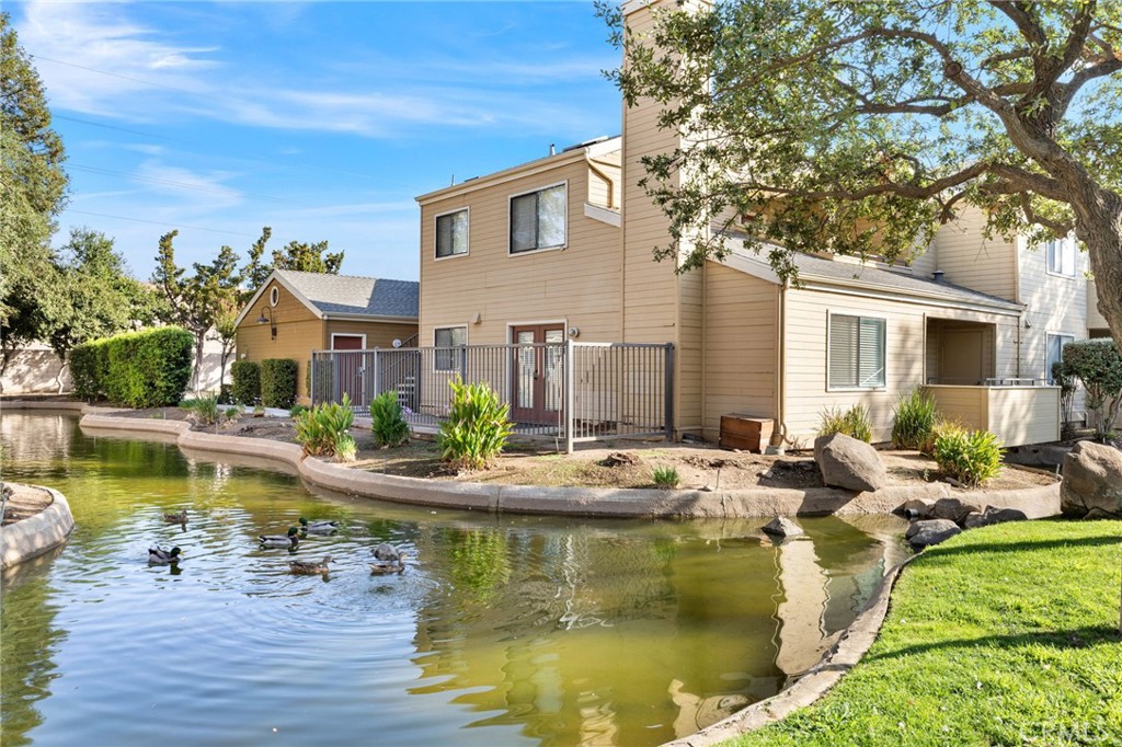 7675 N 1st #136, Fresno, CA 93720