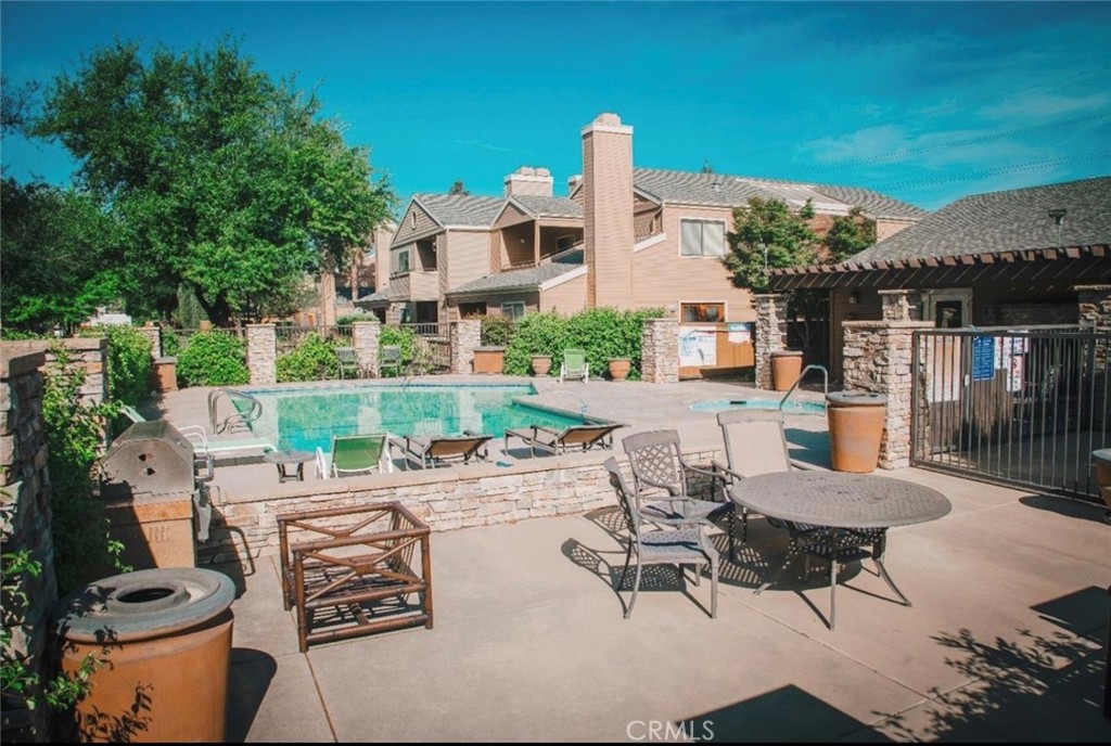 7675 N 1st #136, Fresno, CA 93720