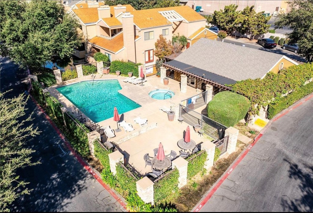 7675 N 1st #136, Fresno, CA 93720