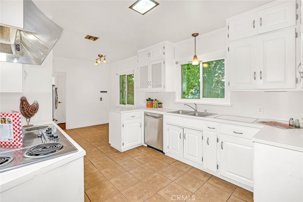 2669 6th, Merced, CA 95340
