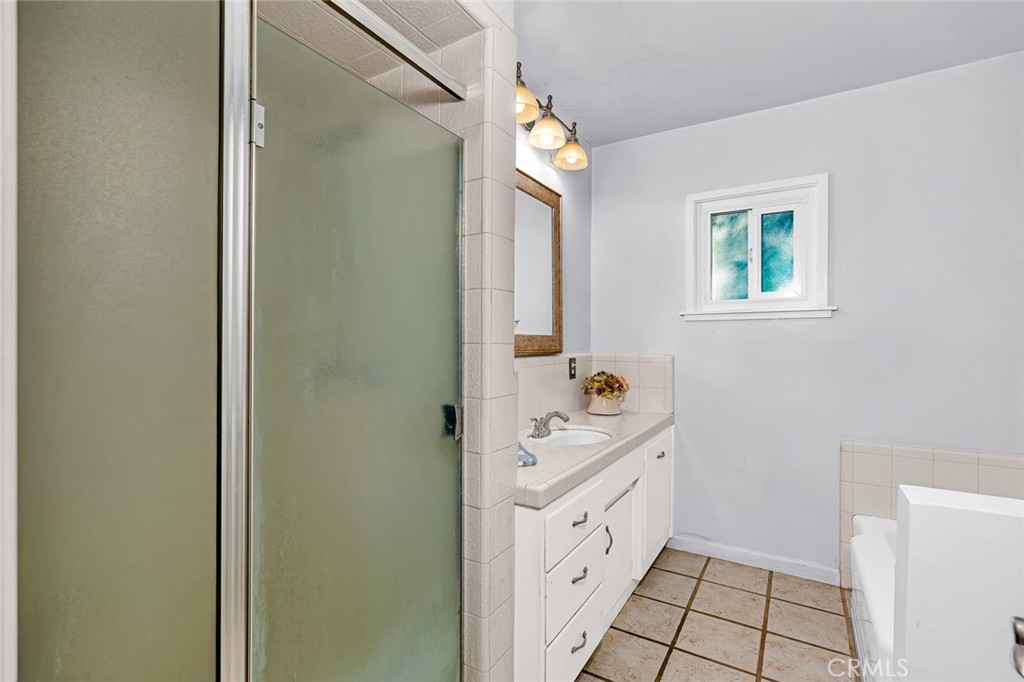2669 6th, Merced, CA 95340