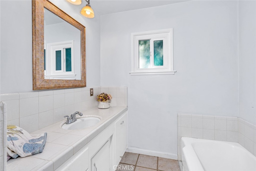 2669 6th, Merced, CA 95340