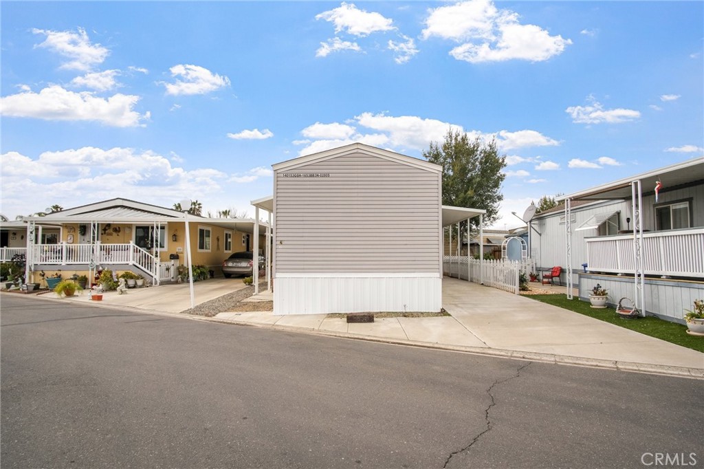 1400 Meredith Ave #81, Gustine, CA 95322