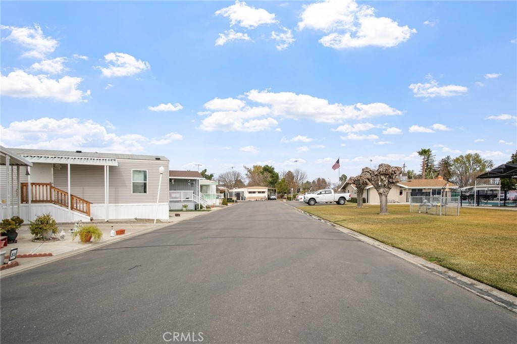 1400 Meredith Ave #81, Gustine, CA 95322