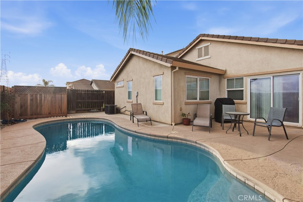 1478 La Sierra, Merced, CA 95348