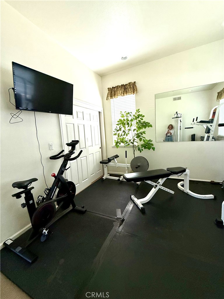 8730 Laguna St, Chowchilla, CA 93610