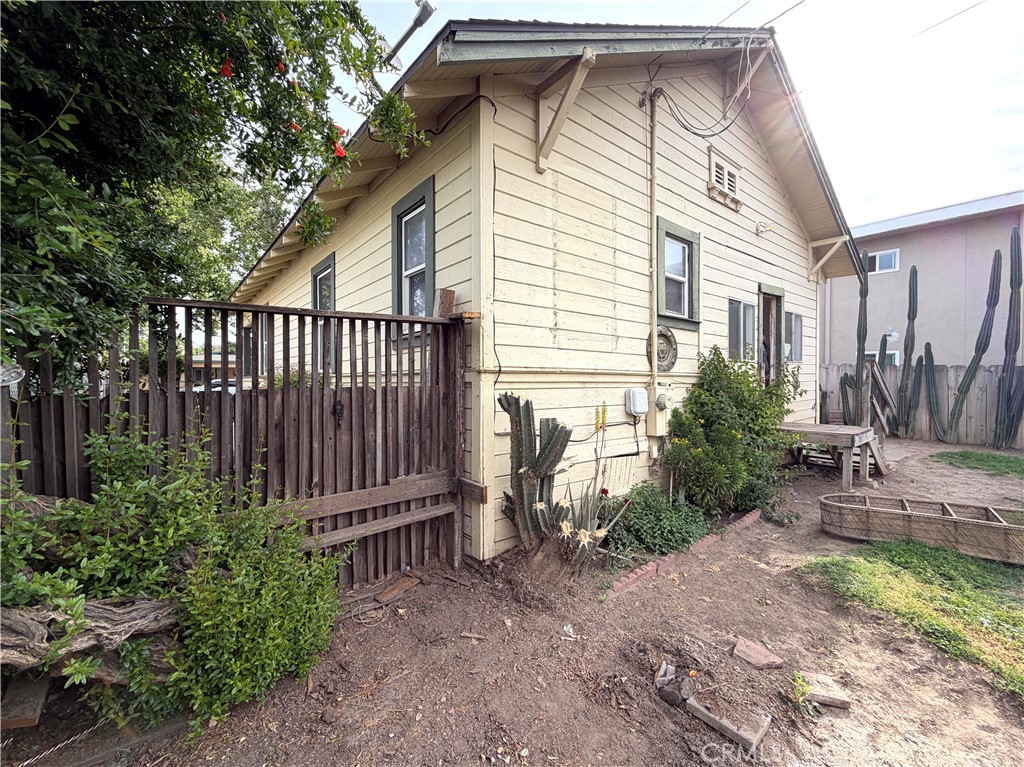 230 W 18th, Merced, CA 95340