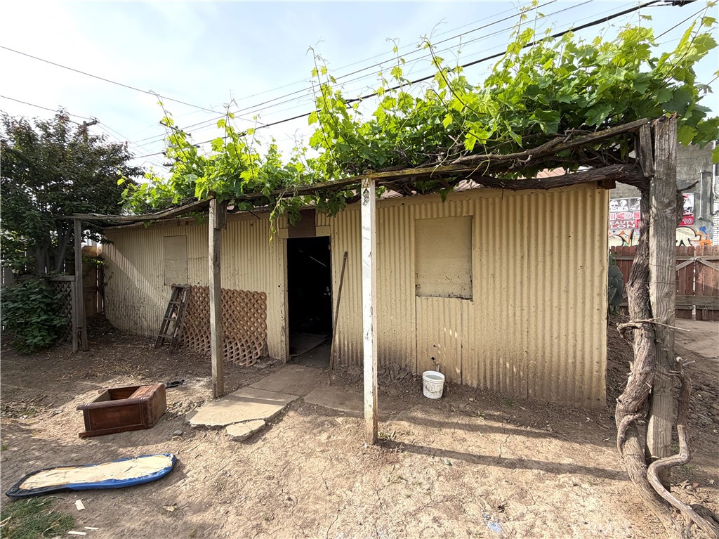 230 W 18th, Merced, CA 95340