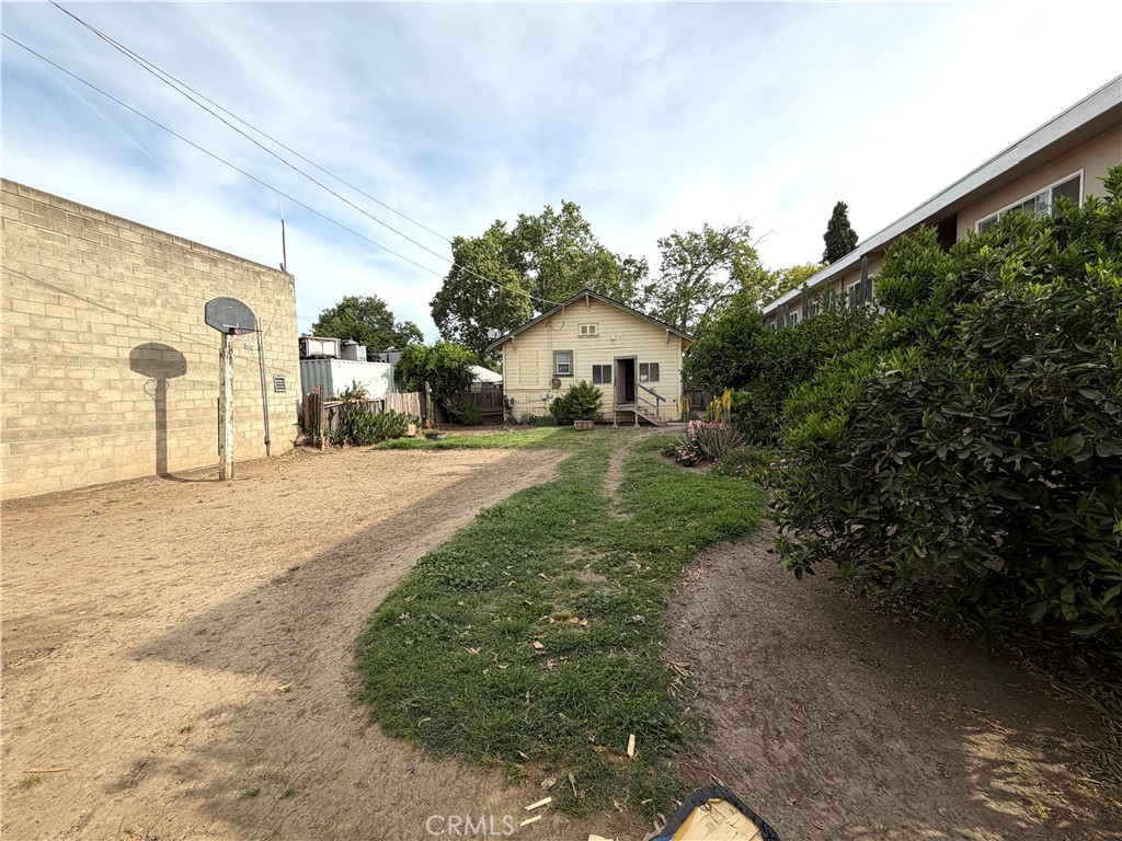 230 W 18th, Merced, CA 95340