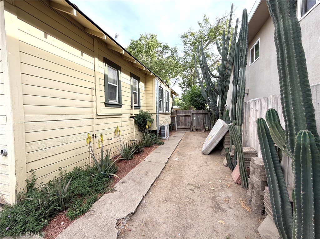 230 W 18th, Merced, CA 95340