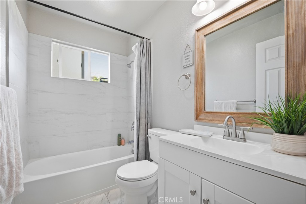 2371 3rd, Atwater, CA 95301