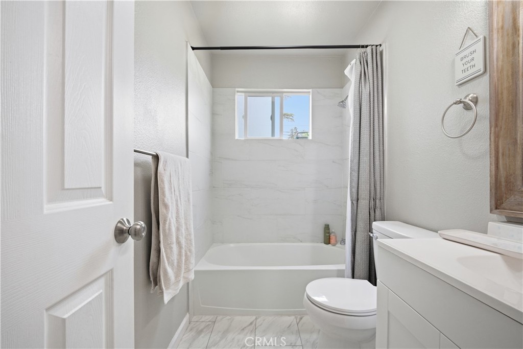 2371 3rd, Atwater, CA 95301